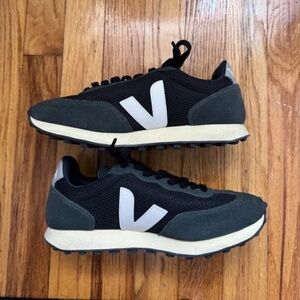 Veja Rio Branco Sneakers